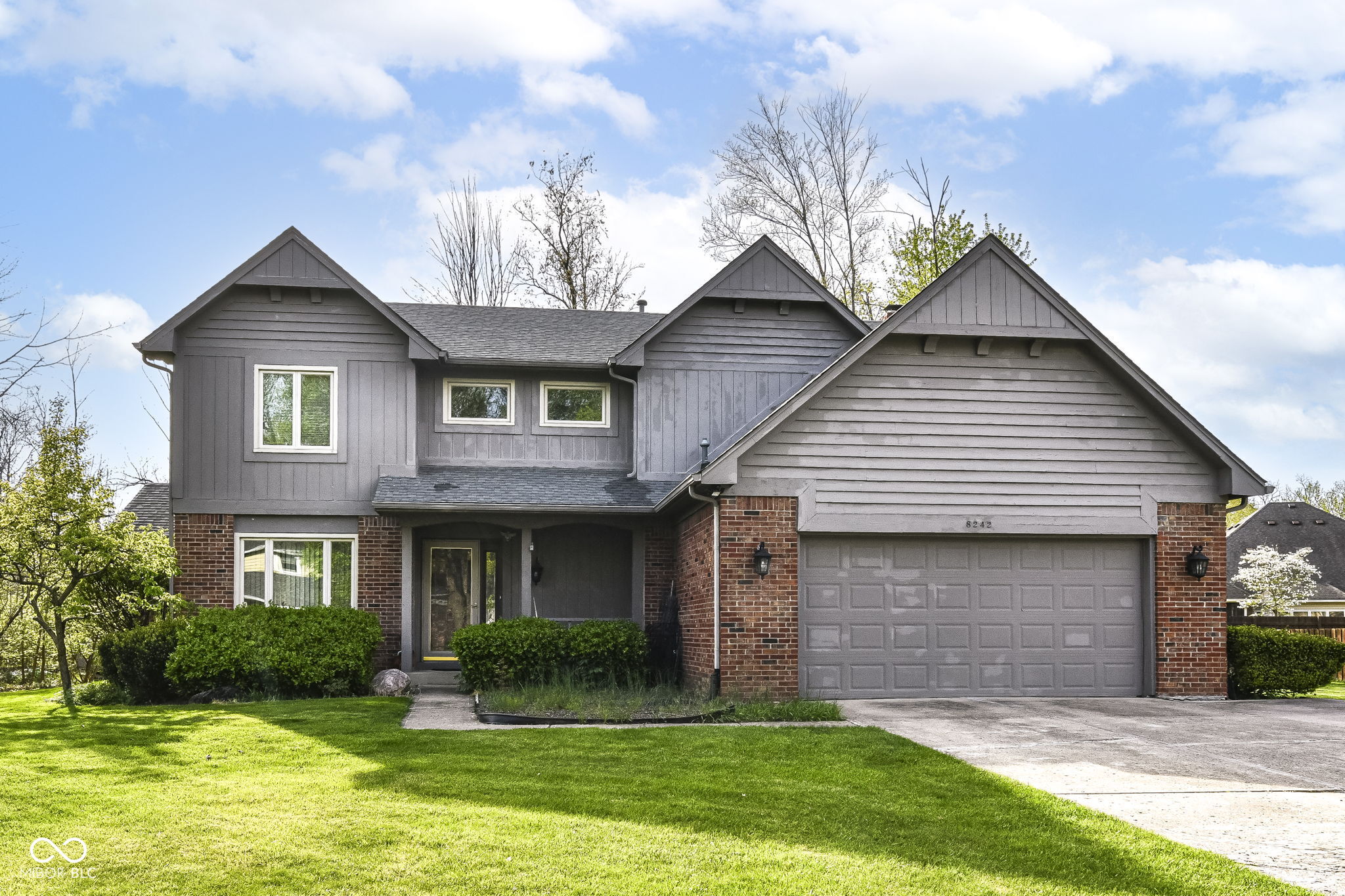 8242 Windhaven Circle