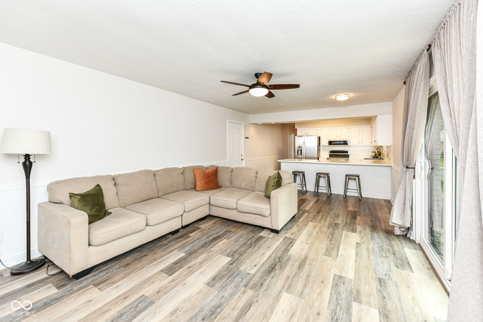 1202 Willow Way