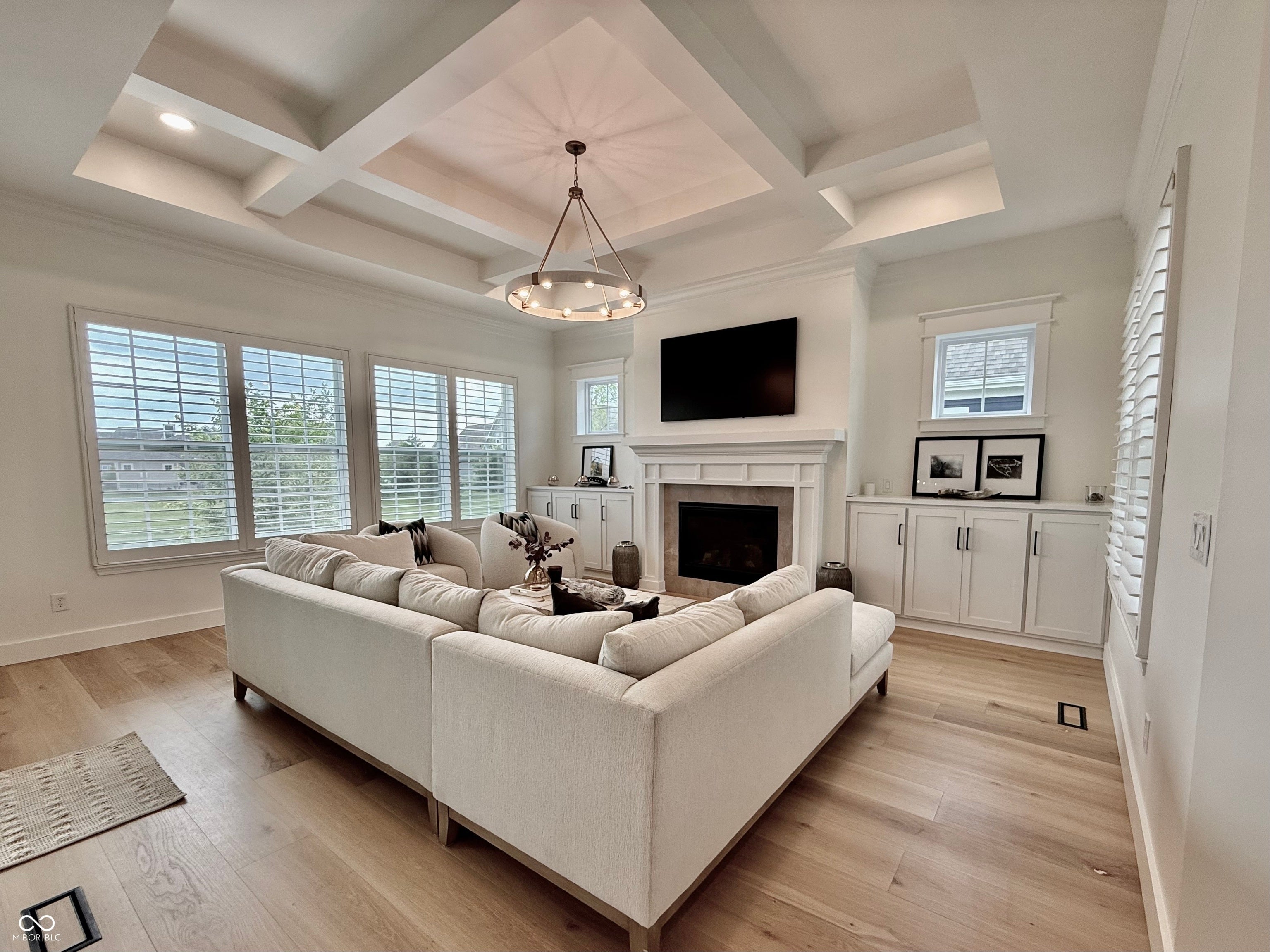 1499 Avondale Drive
