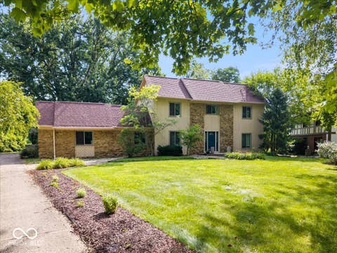 Photo of 9131 Woodbridge Court, Indianapolis, IN 46260 (MLS # 22112243)