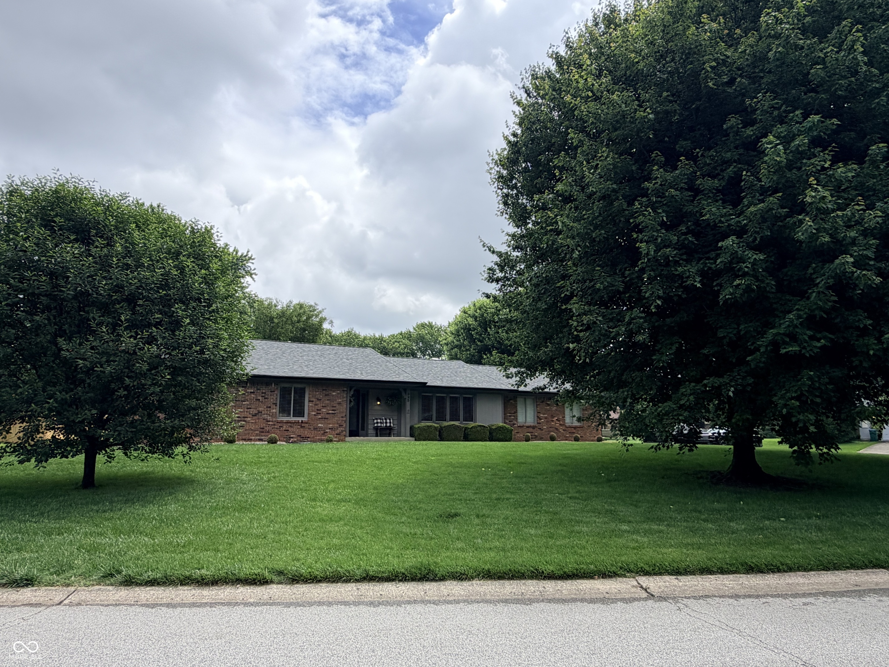 325 Rolling Trails Road