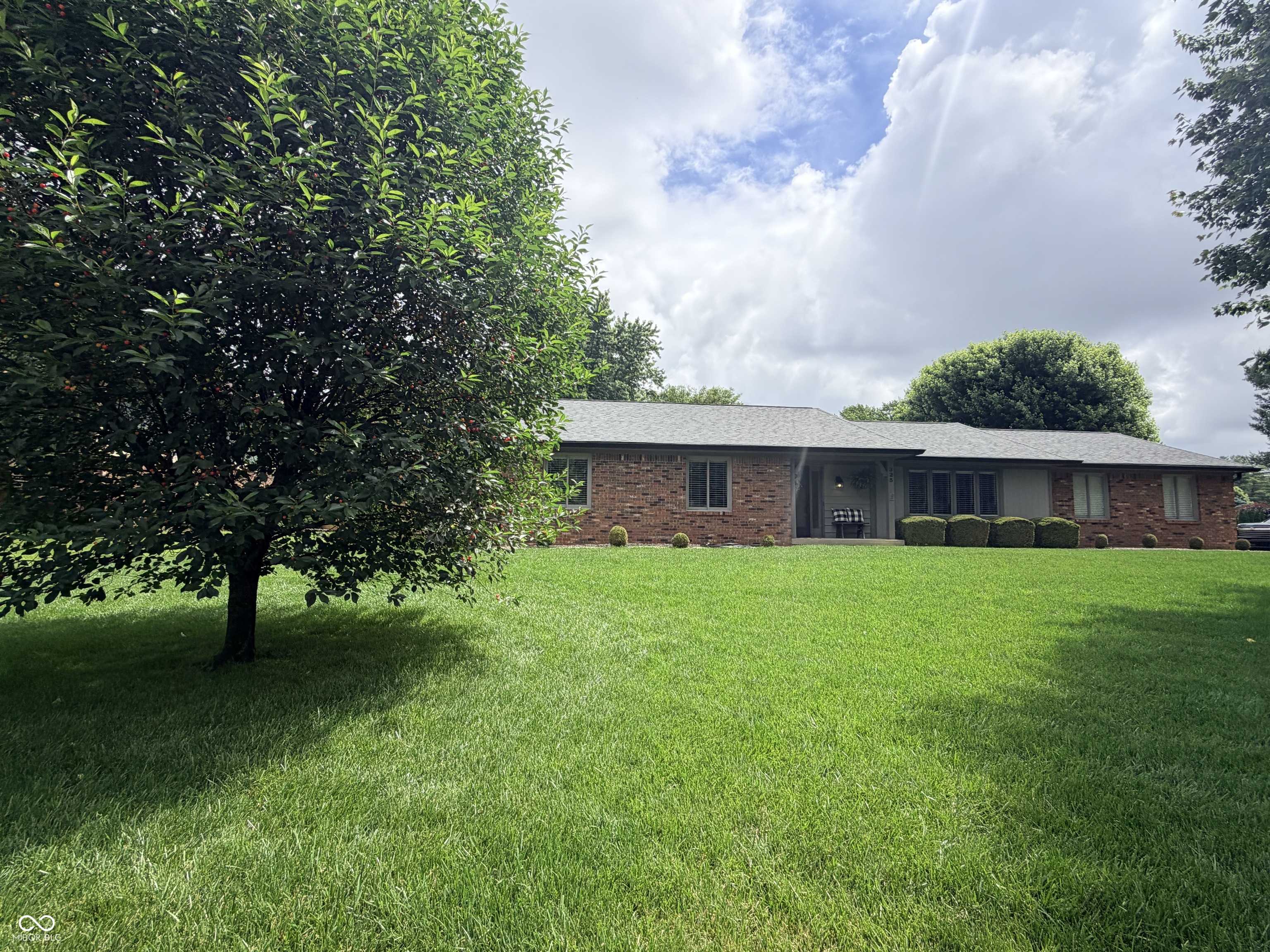 325 Rolling Trails Road