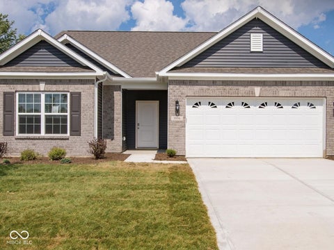 Photo of 1956 Cobbett DR, Avon, IN 46123 (MLS # 22123609)