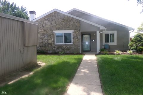 Photo of 2813 Country Estates Drive, Indianapolis, IN 46227 (MLS # 22111565)