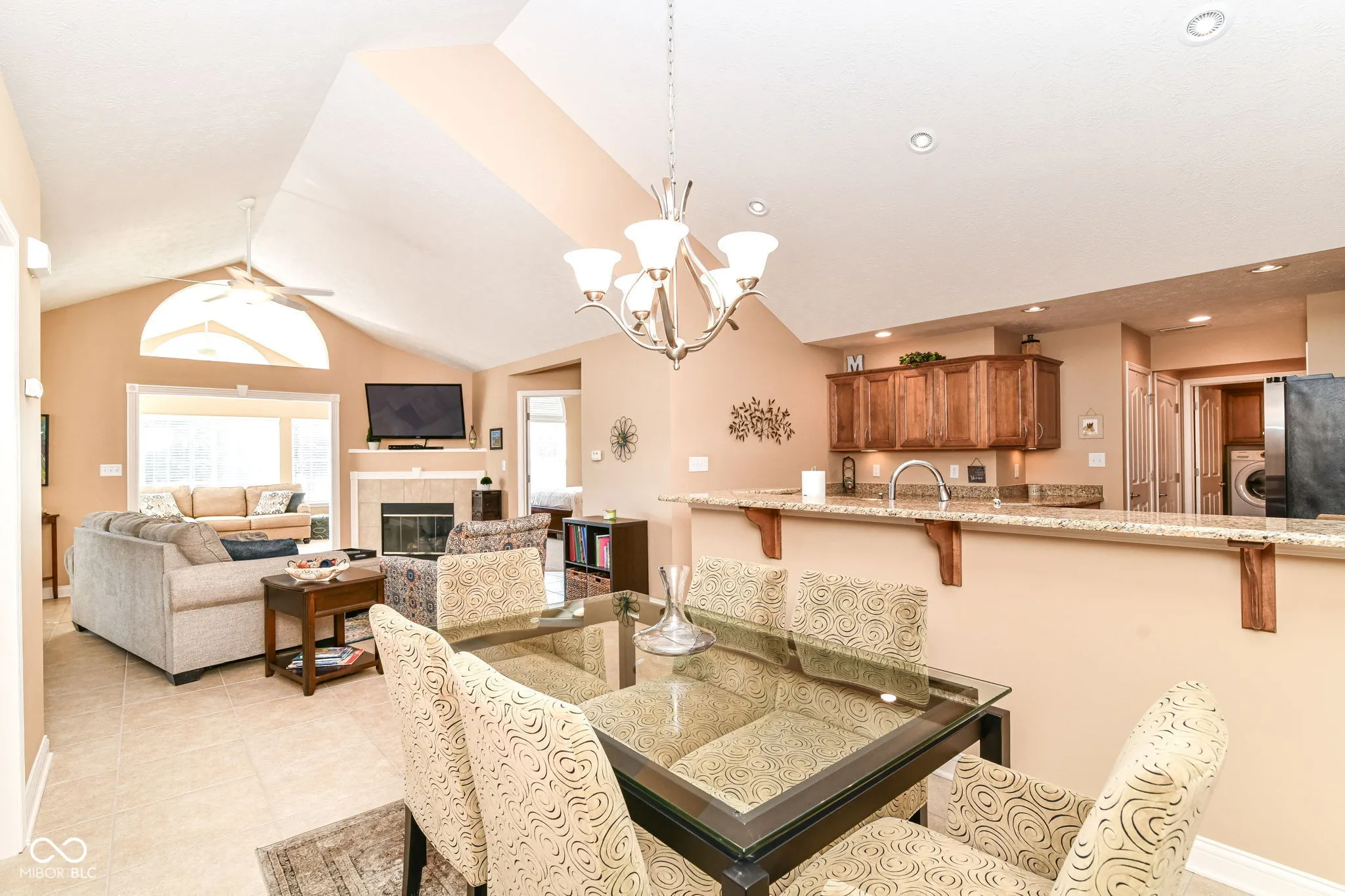 McCordsville, Indiana 46055, United States, 2 Bedrooms Bedrooms, ,2 BathroomsBathrooms,Residential,Active,143883