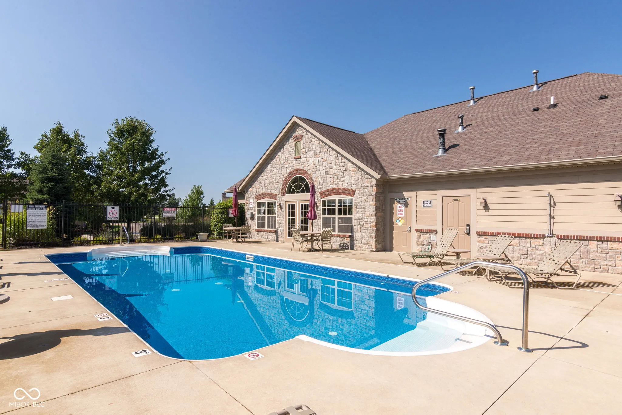 McCordsville, Indiana 46055, United States, 2 Bedrooms Bedrooms, ,2 BathroomsBathrooms,Residential,Active,143883