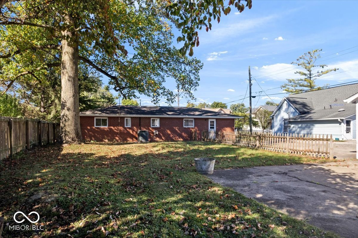 325 N Center Street