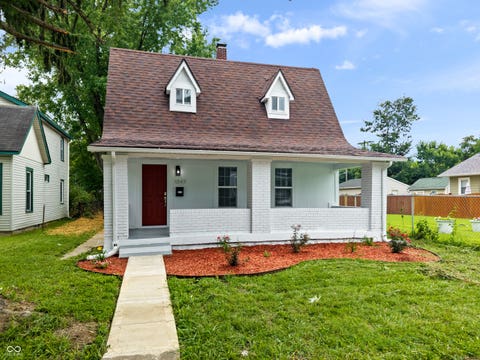 Photo of 1347 Edgemont Avenue, Indianapolis, IN 46208 (MLS # 22113091)