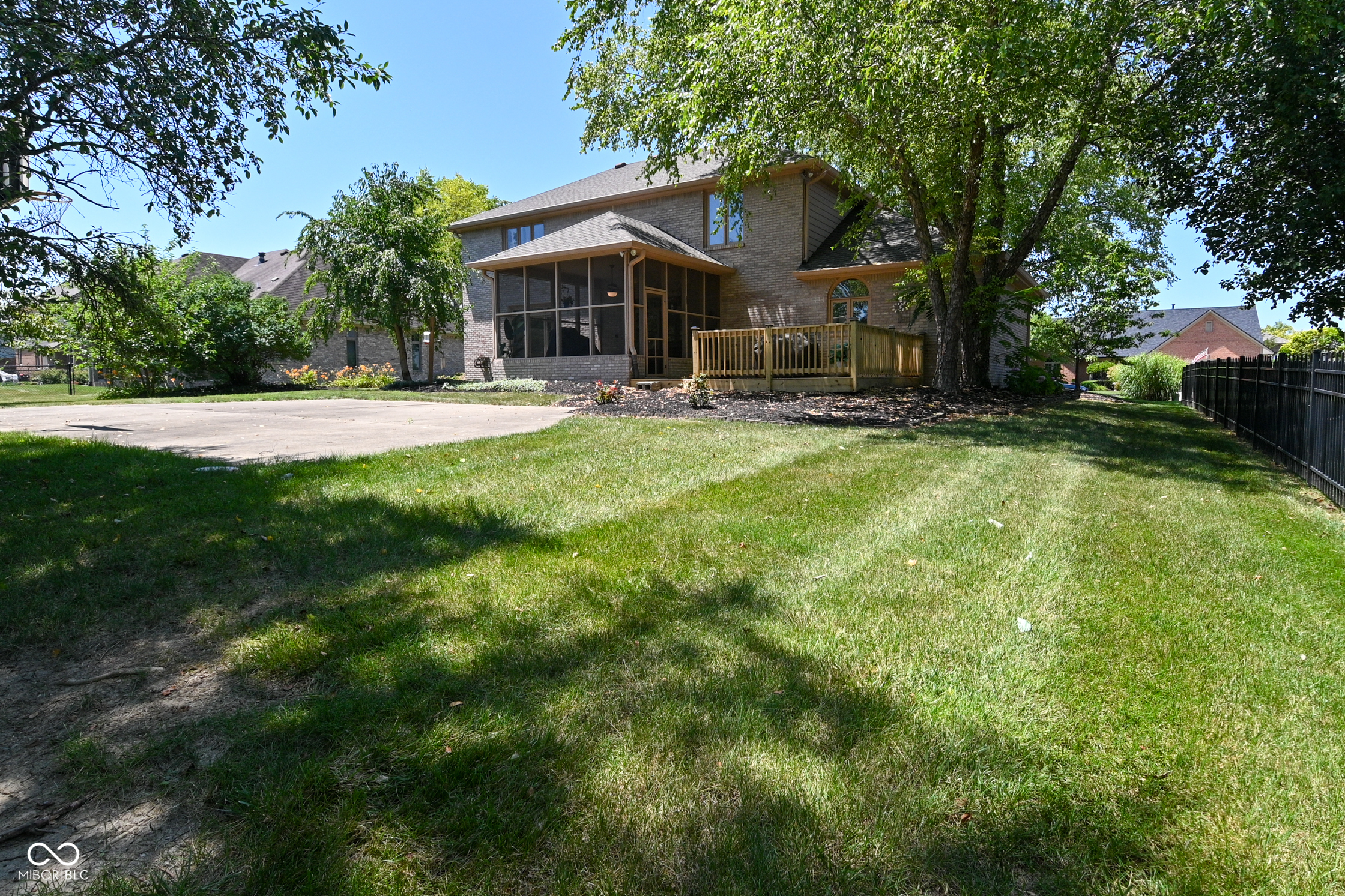 2307 Willow Lakes East Boulevard