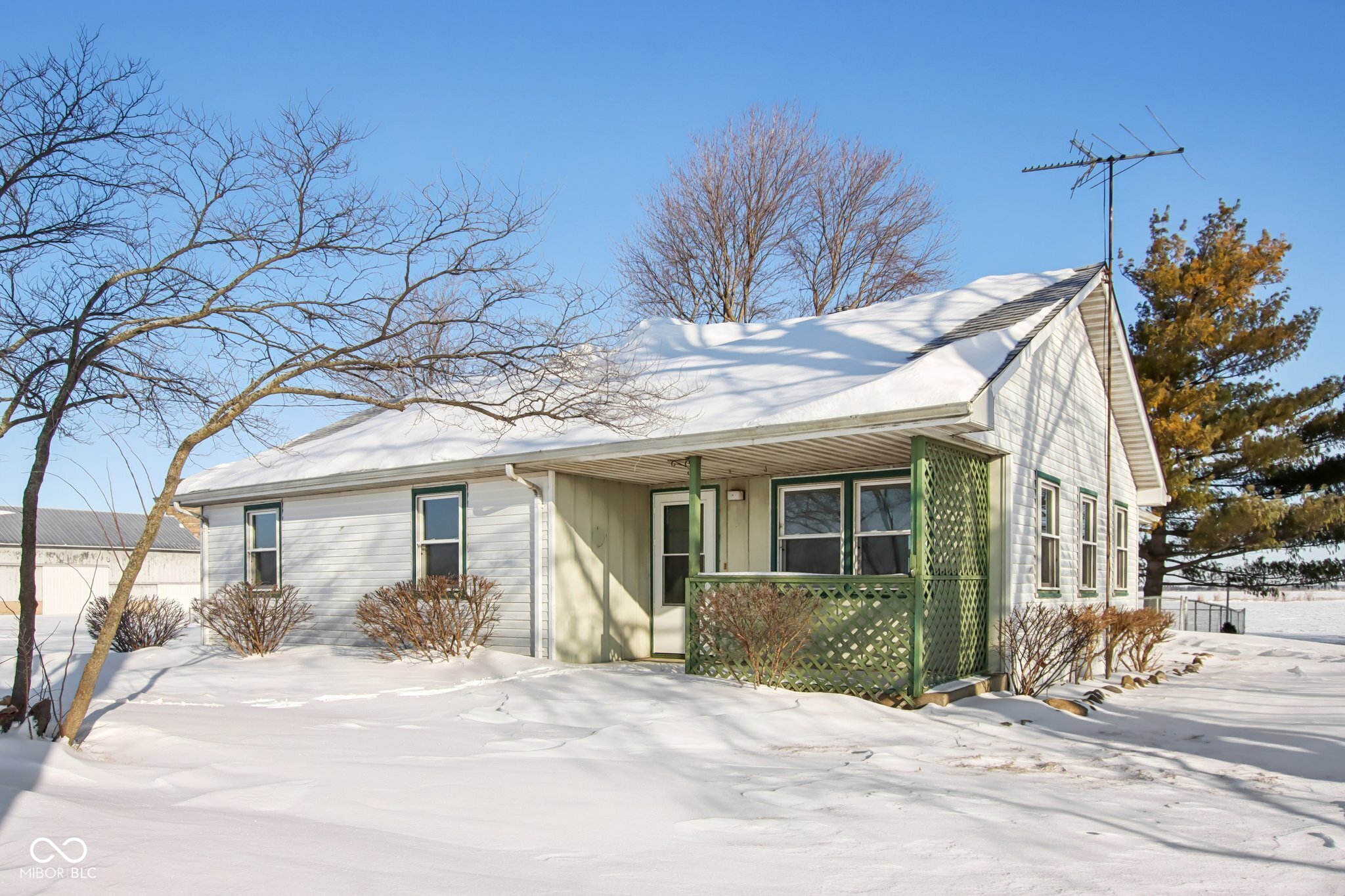 7702 W State Road 38