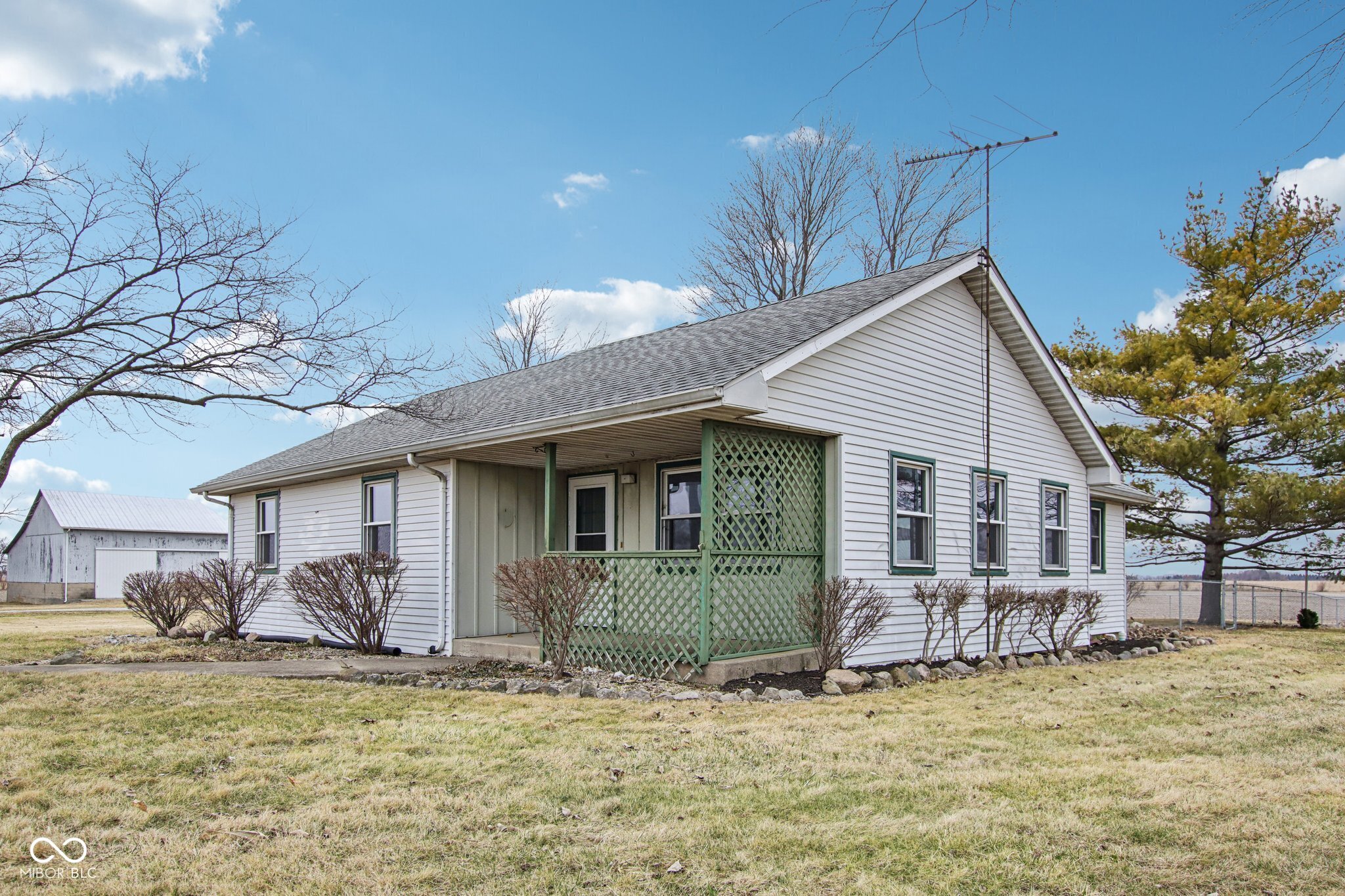 7702 W State Road 38