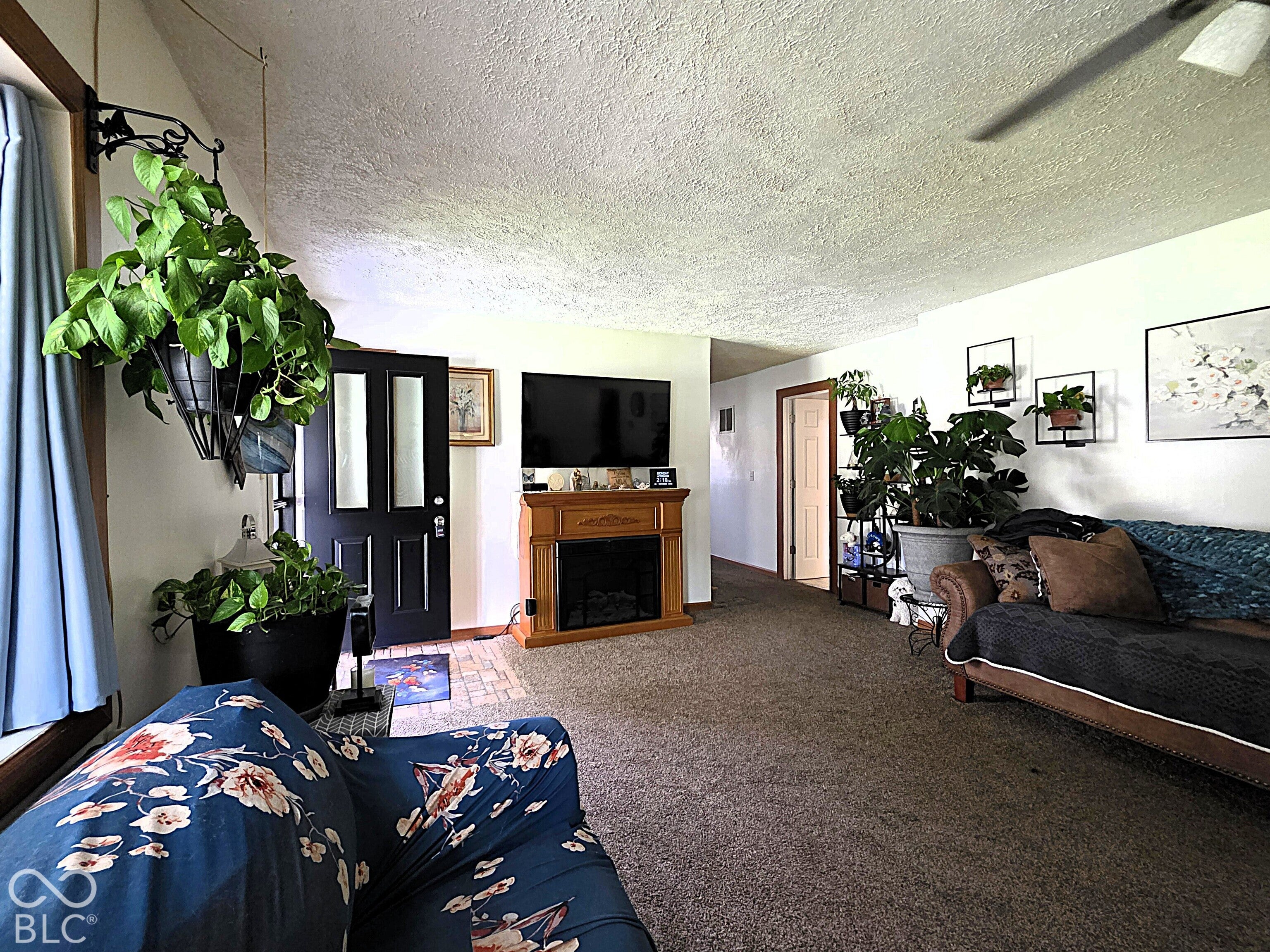3145 N Maple Turn Lane