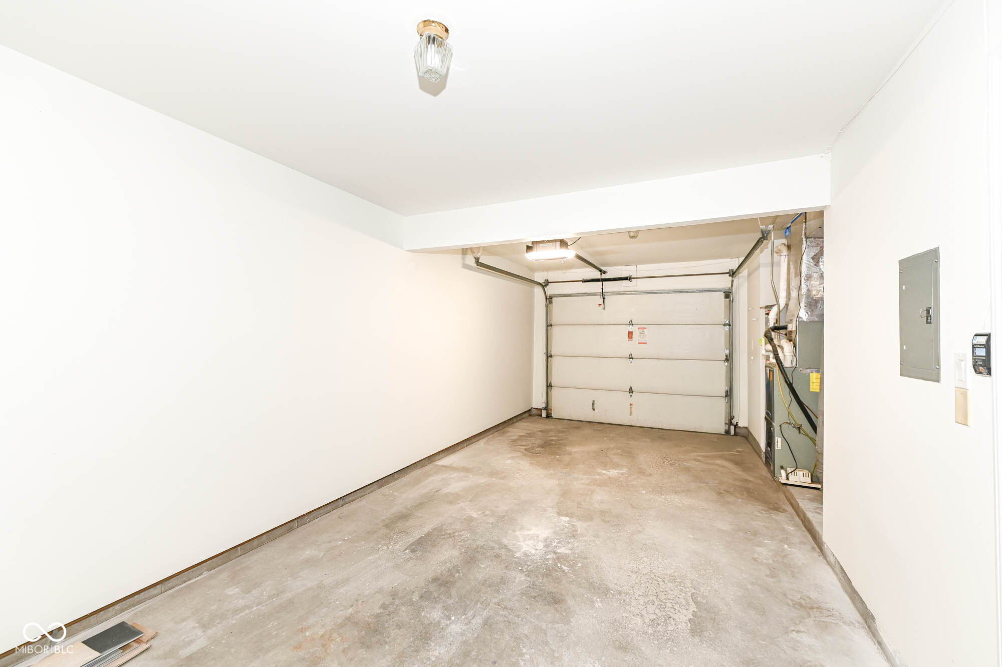 355 E Saint Clair Street