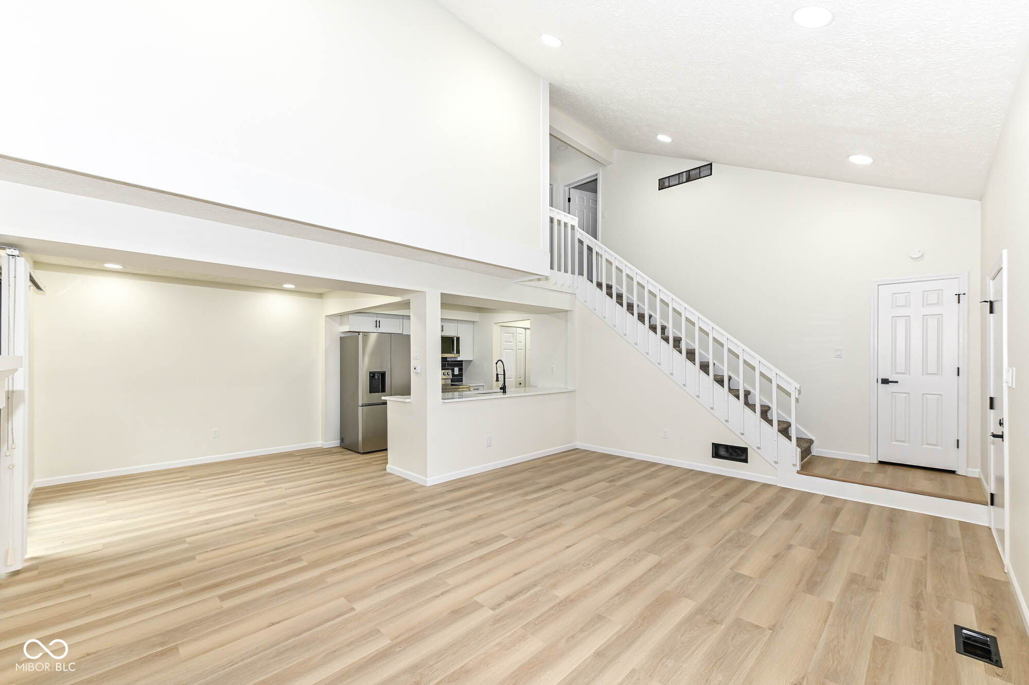 355 E Saint Clair Street