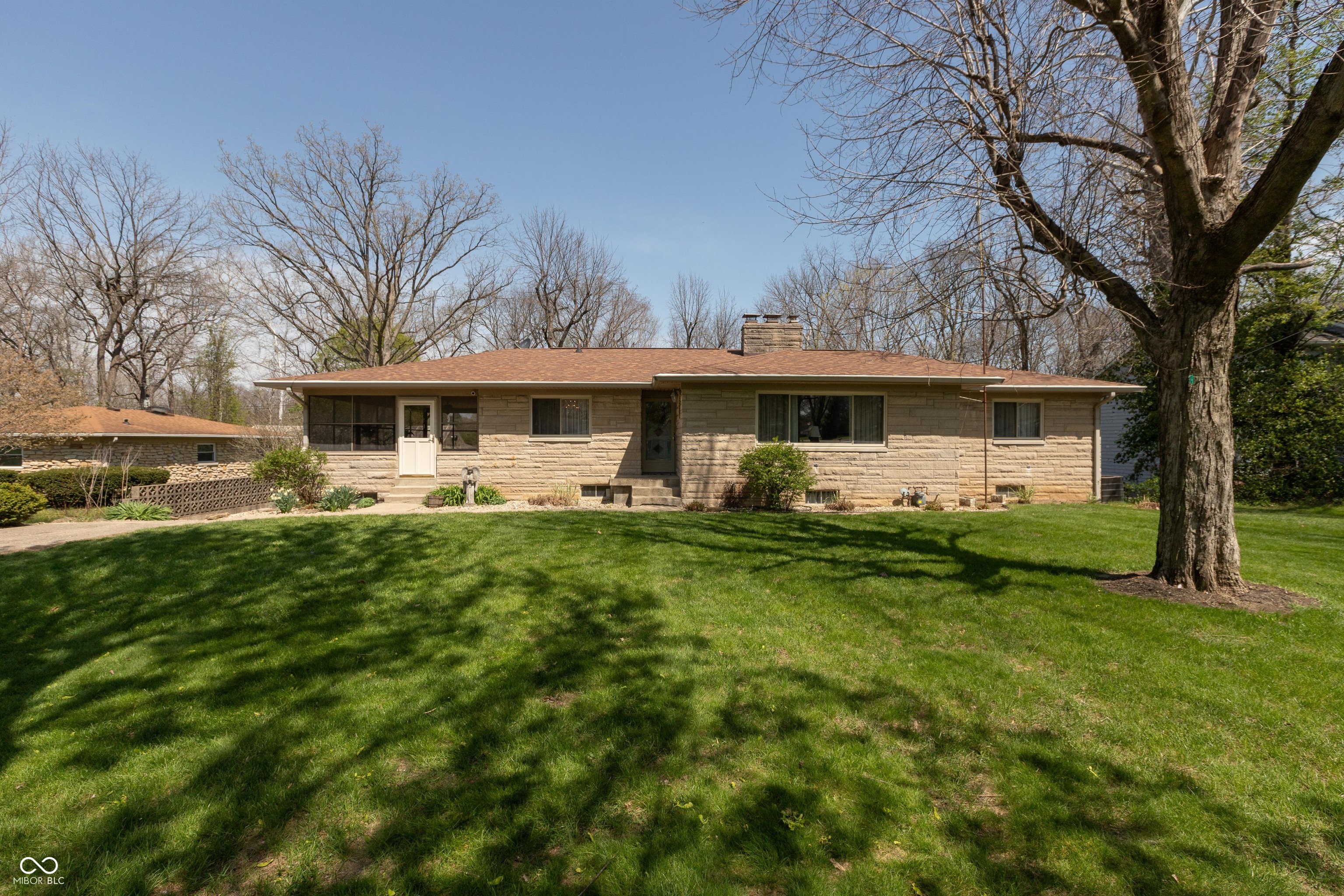 614 Debra Lane