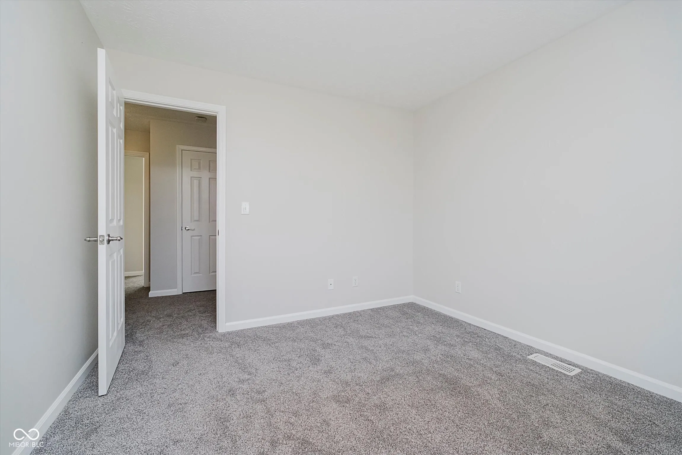 Lebanon, Indiana 46052, United States, 3 Bedrooms Bedrooms, ,2 BathroomsBathrooms,Residential,Active,161801