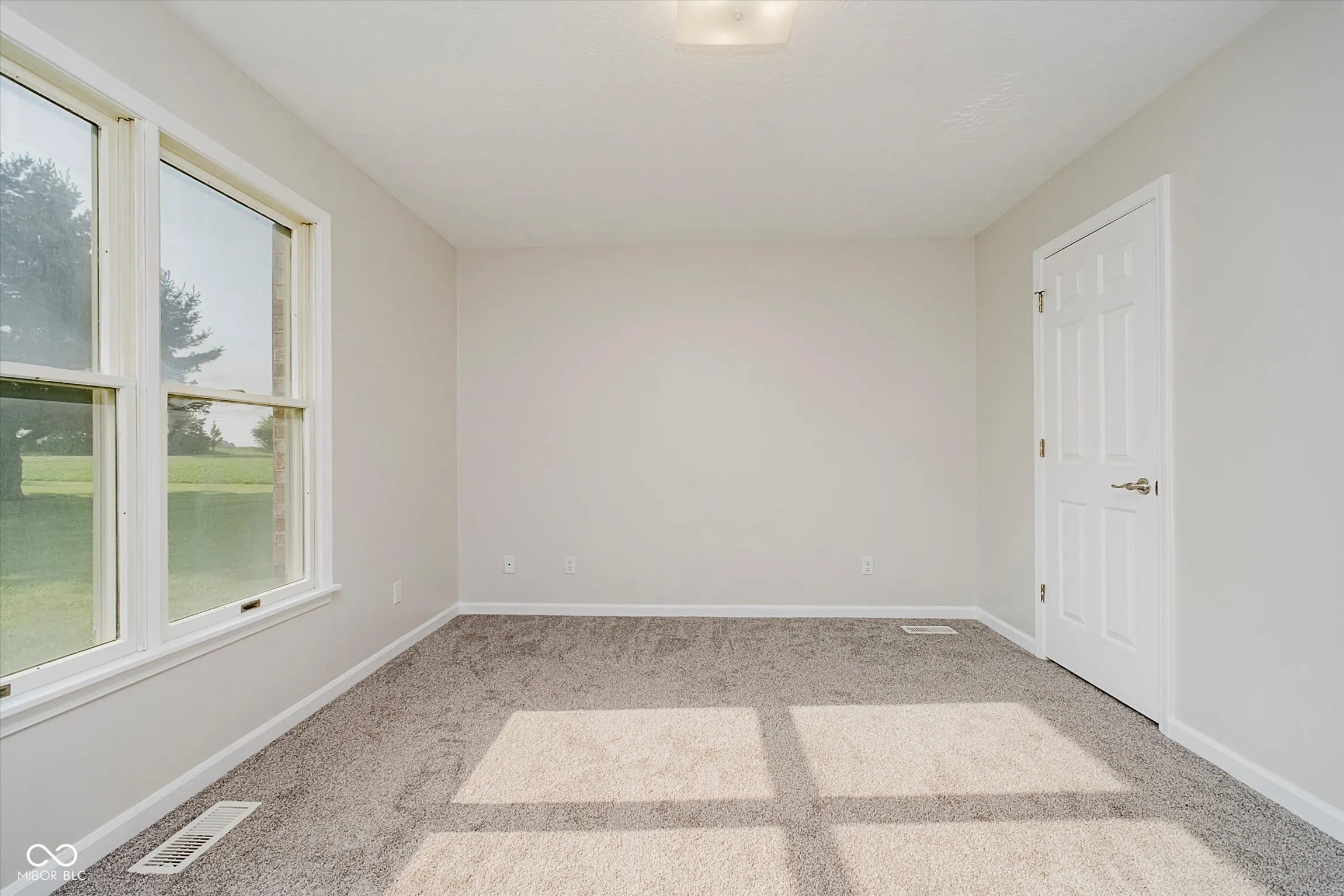 Lebanon, Indiana 46052, United States, 3 Bedrooms Bedrooms, ,2 BathroomsBathrooms,Residential,Active,161801