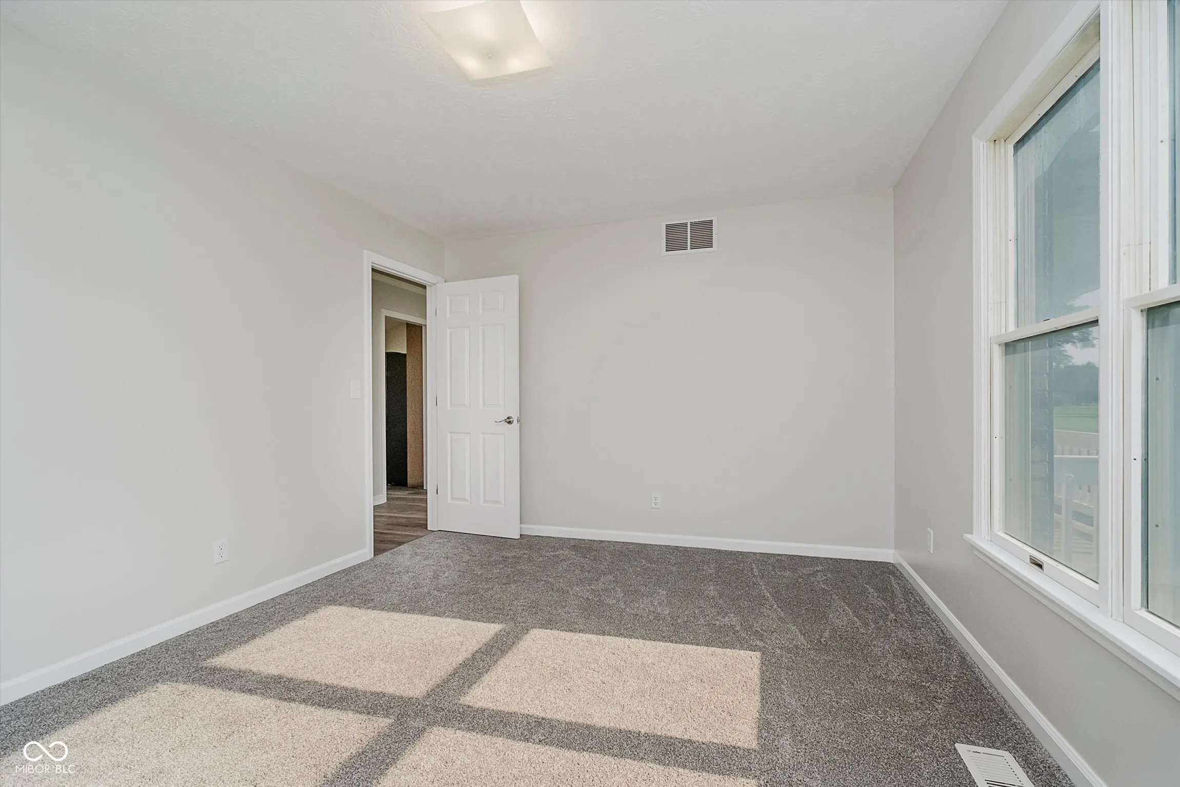 Lebanon, Indiana 46052, United States, 3 Bedrooms Bedrooms, ,2 BathroomsBathrooms,Residential,Active,161801