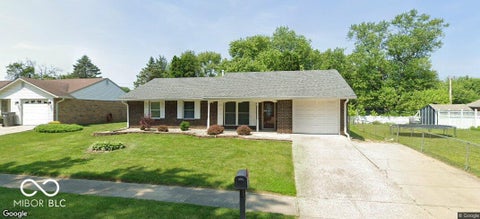 Photo of 7522 Miracle Road, Indianapolis, IN 46237 (MLS # 22105845)