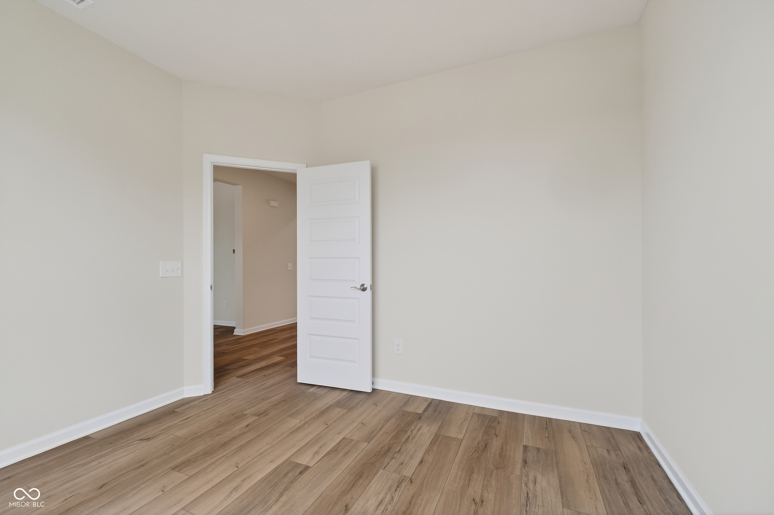 6460 Springtide Court