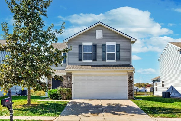 4048 TAHOE DR, INDIANAPOLIS, IN 46235 - Image 23c43a68df2ced317e13e7070a2ffd68/2597034429