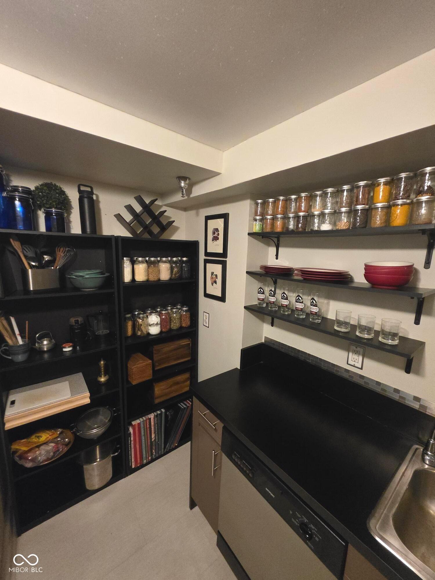 230 E 9th Street 111