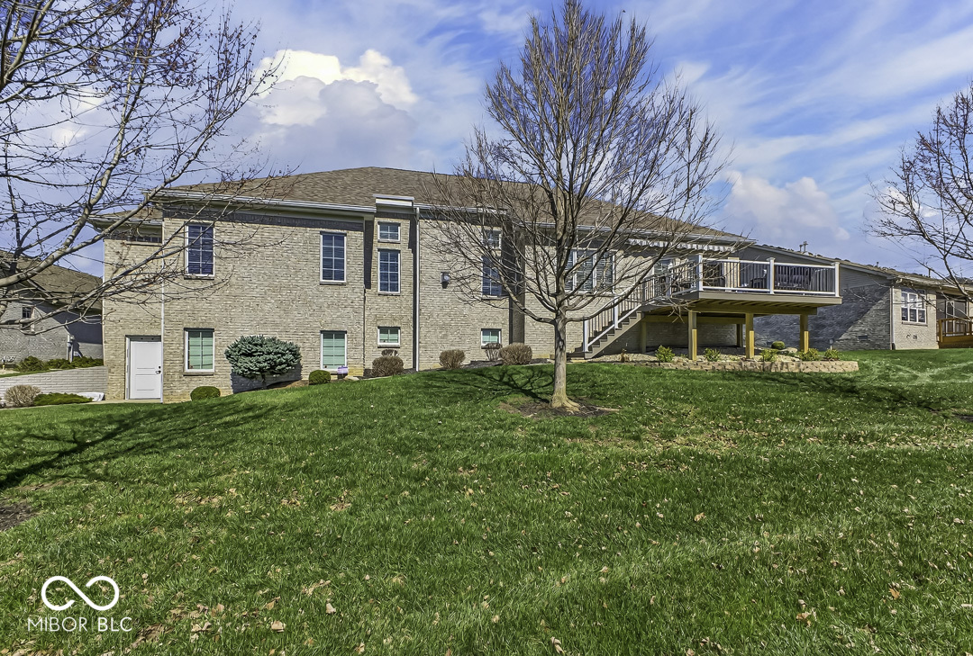 1135 Wyndham Way