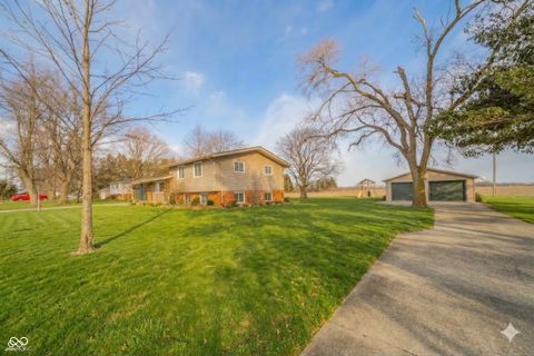 8581 N 300 W Fortville IN 46040