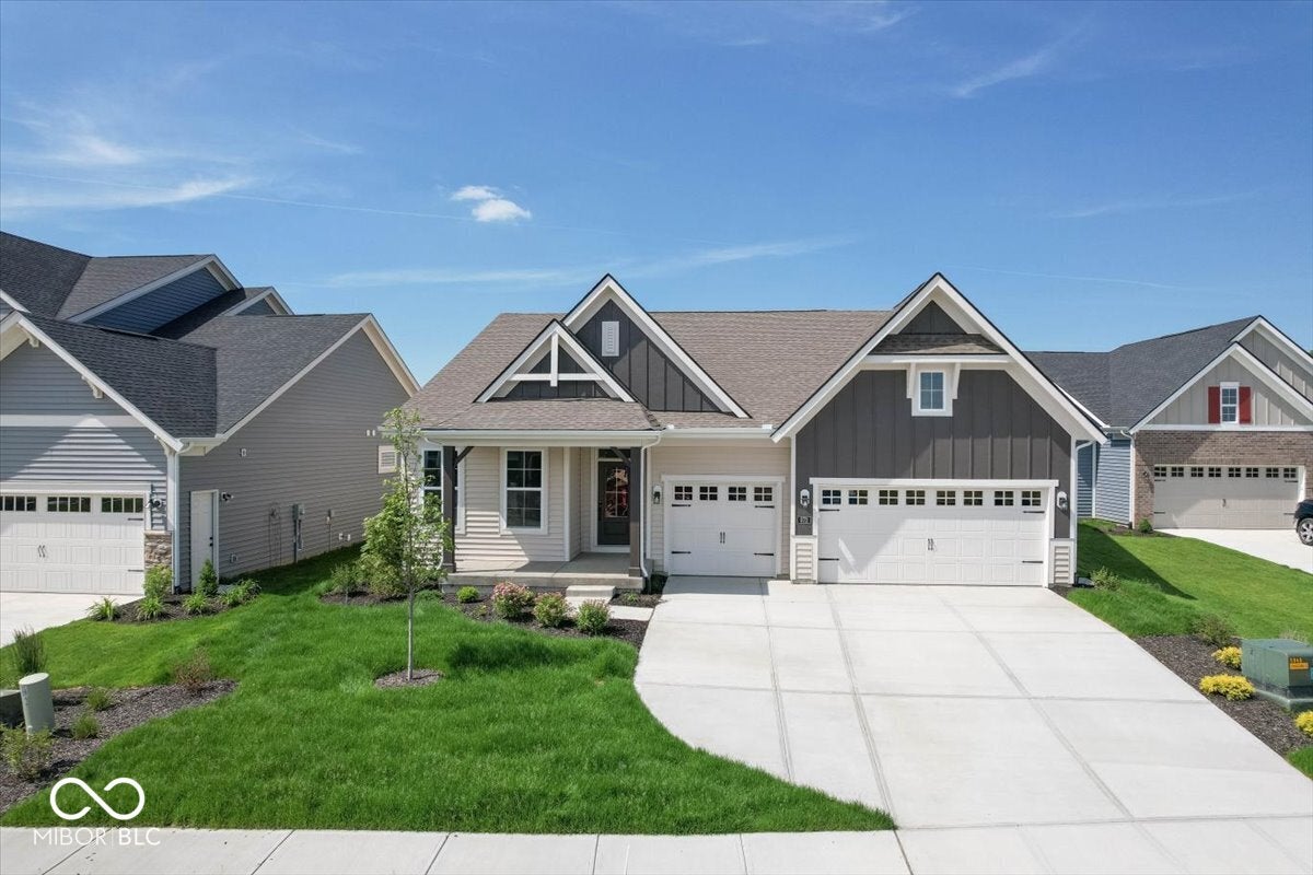 572 Firefly Court