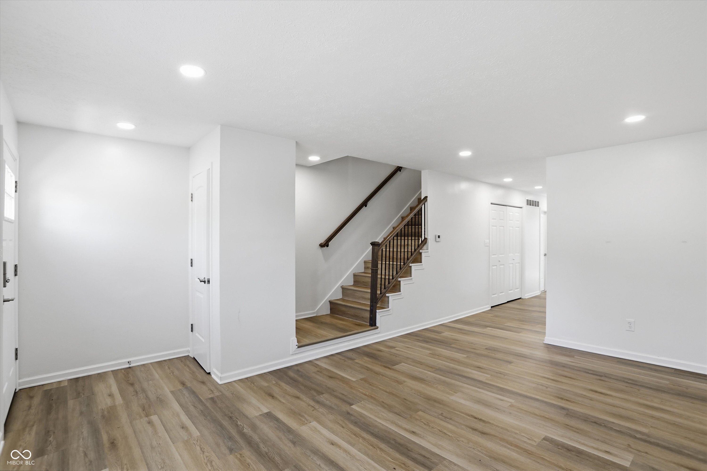 1280 Stonegate Road