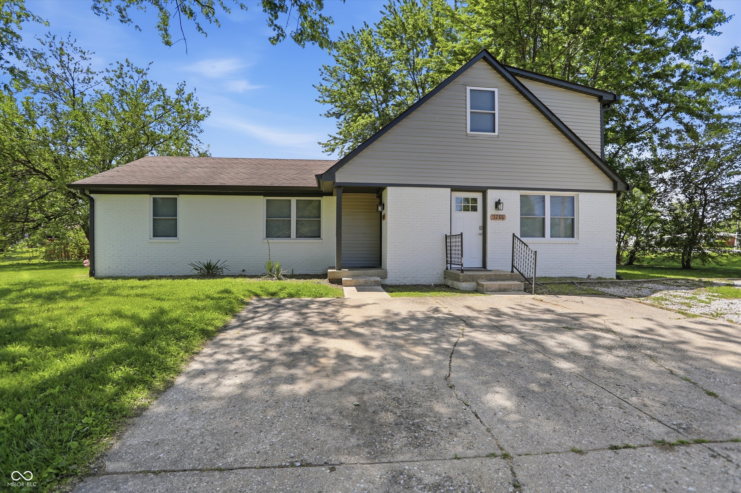 1280 Stonegate Road