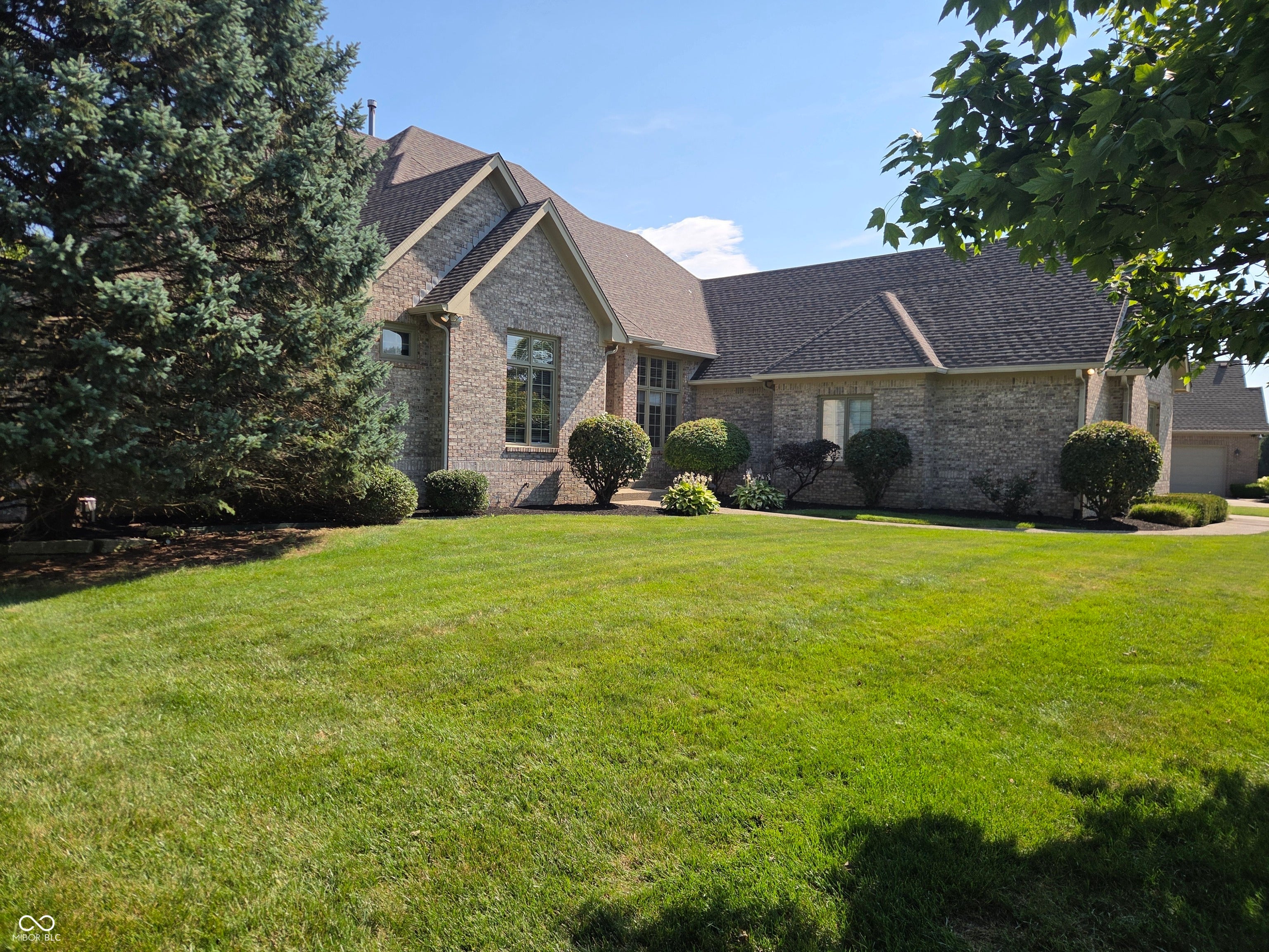 2434 Winfield