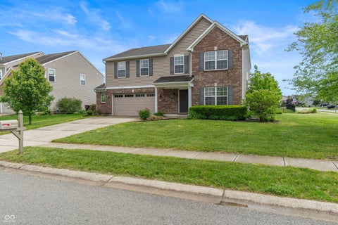 Photo of 5415 Misthaven Lane, Greenwood, IN 46143 (MLS # 22100501)