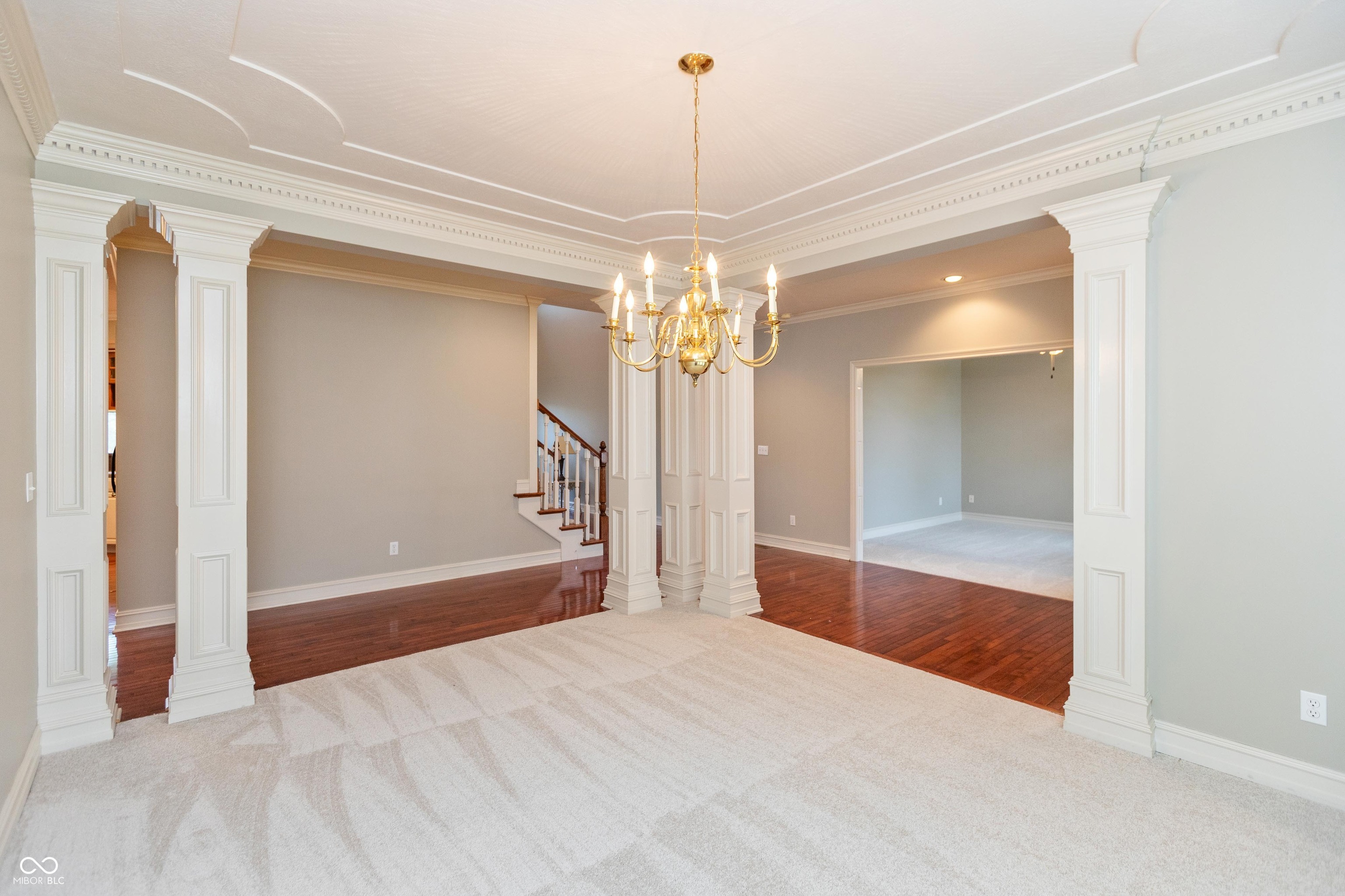 725 Ridge Gate Drive