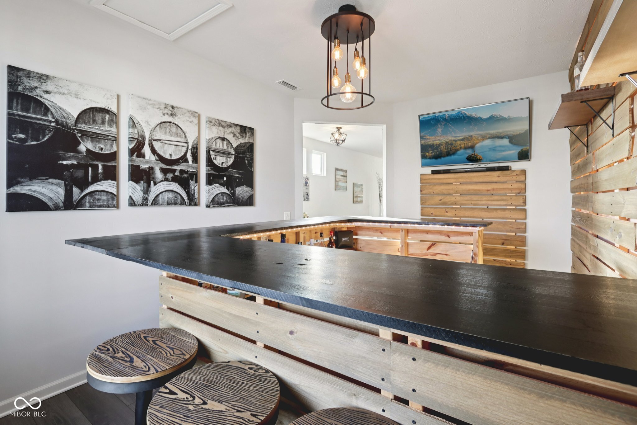 15437 Eastpark Circle W