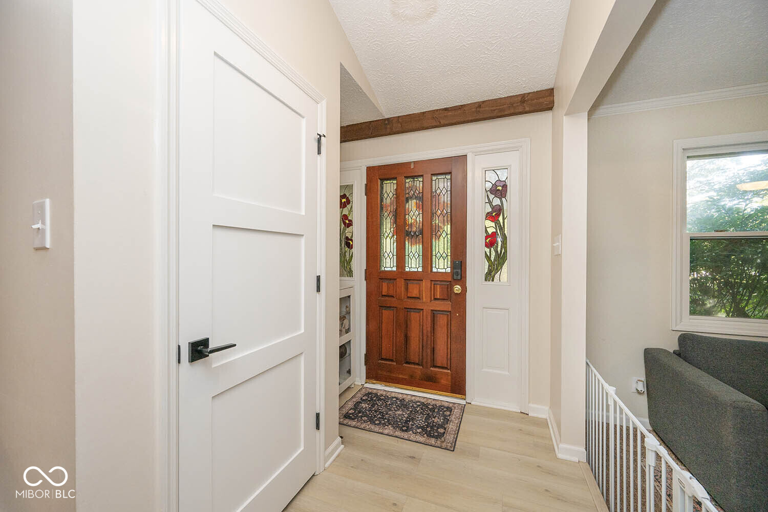 698 E Edgewood Drive