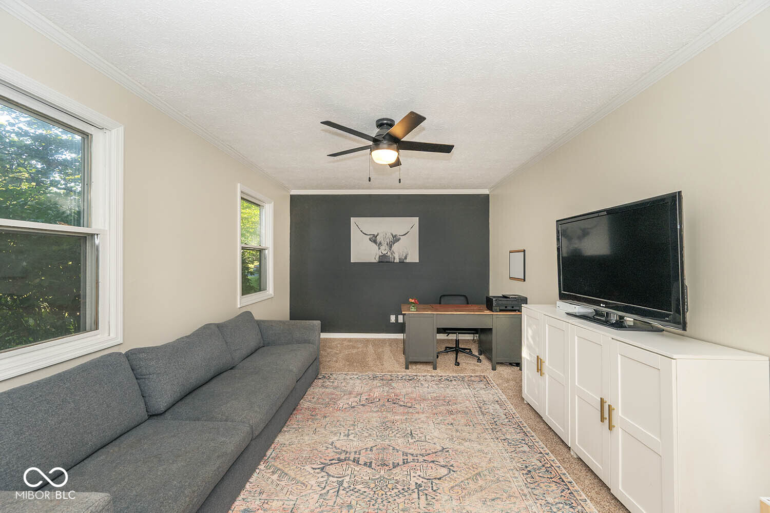 698 E Edgewood Drive