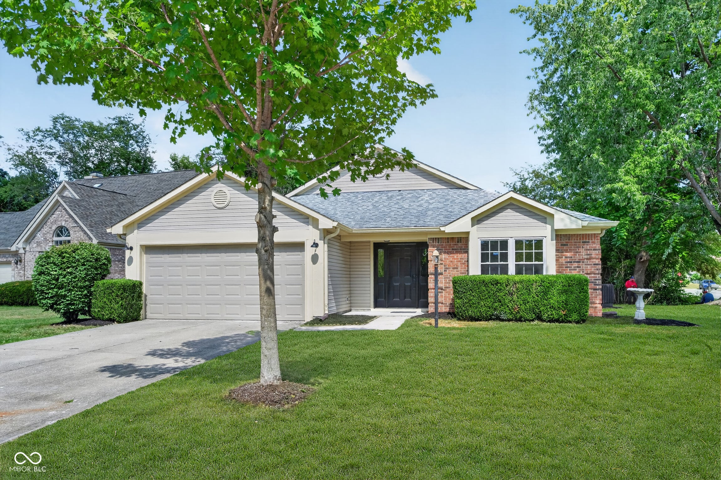 6475 Hunters Green Circle