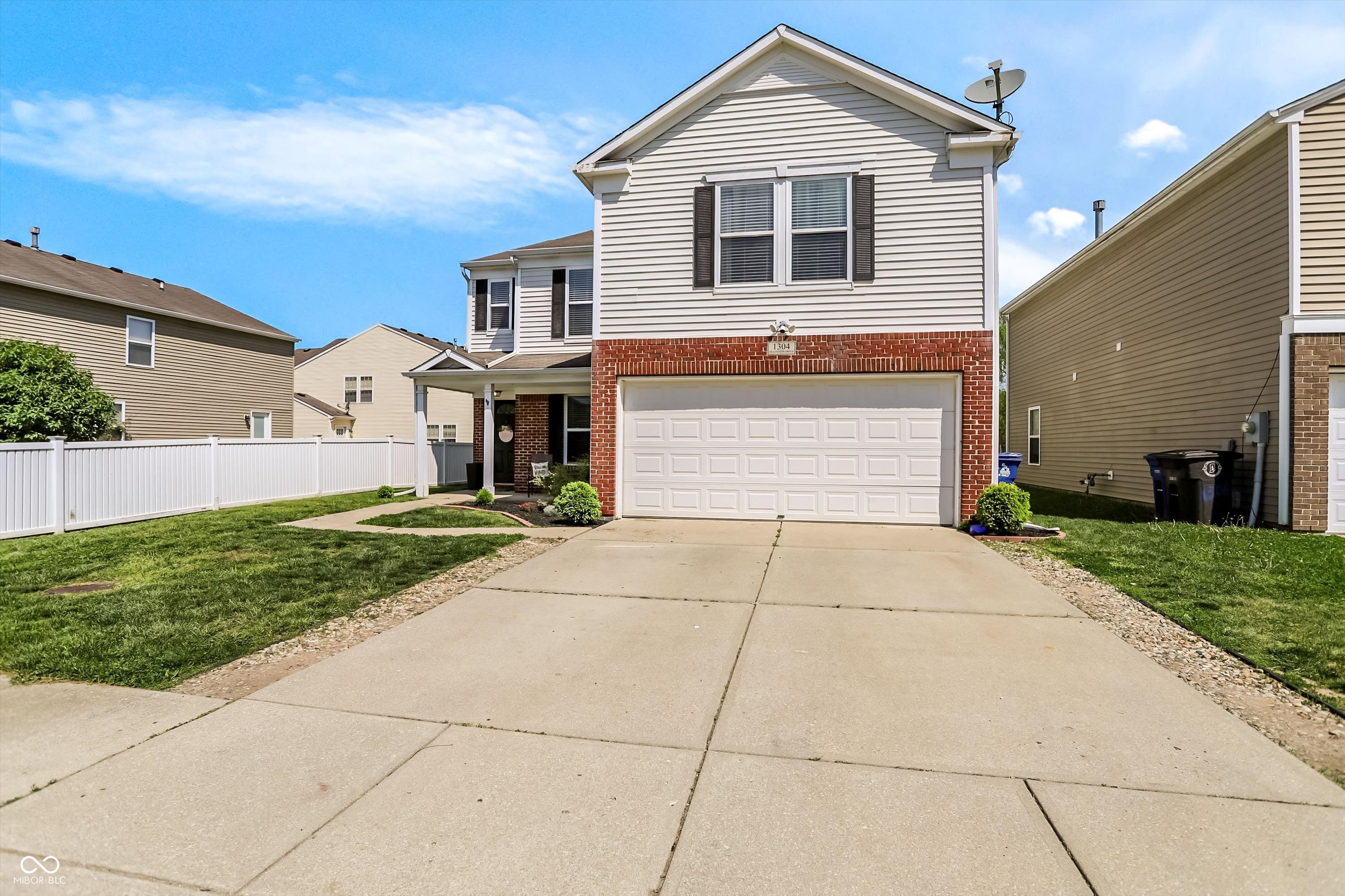 1304 Ellington Drive