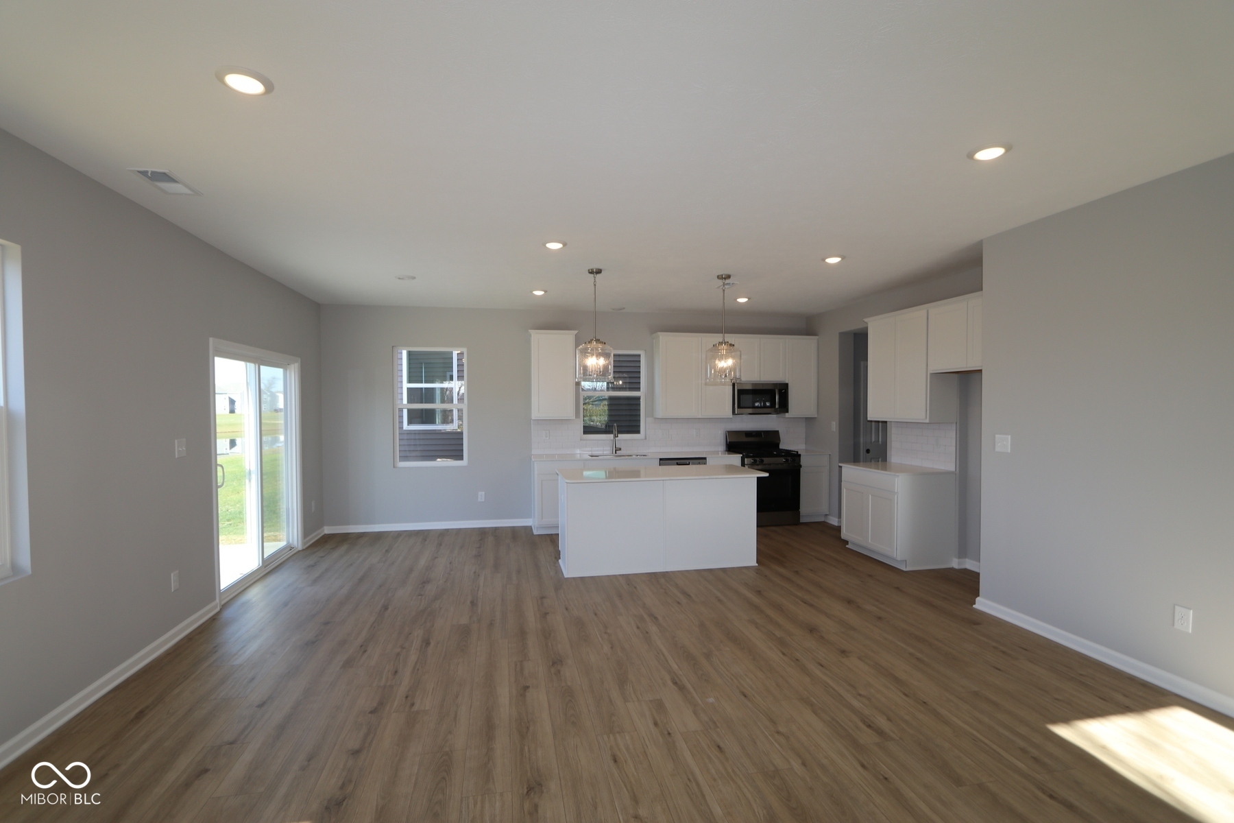 5220 Rolling Meadow Boulevard