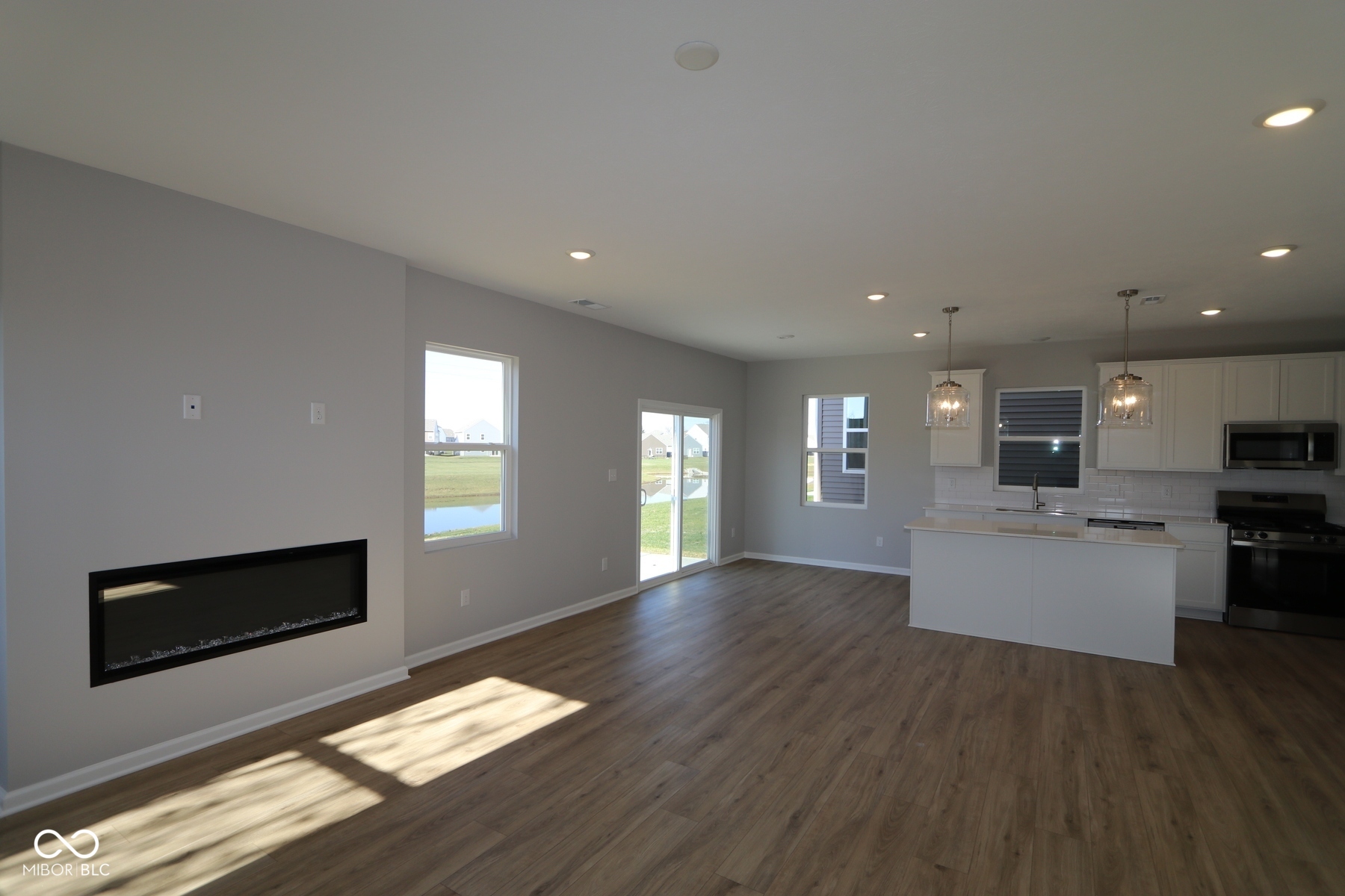 5220 Rolling Meadow Boulevard