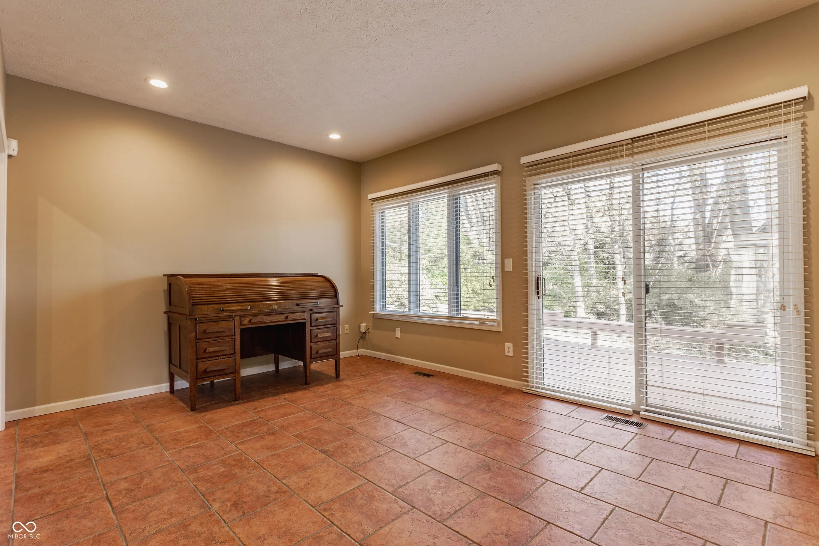 Indianapolis, Indiana 46256, United States, 3 Bedrooms Bedrooms, ,3 BathroomsBathrooms,Residential,Active,239002