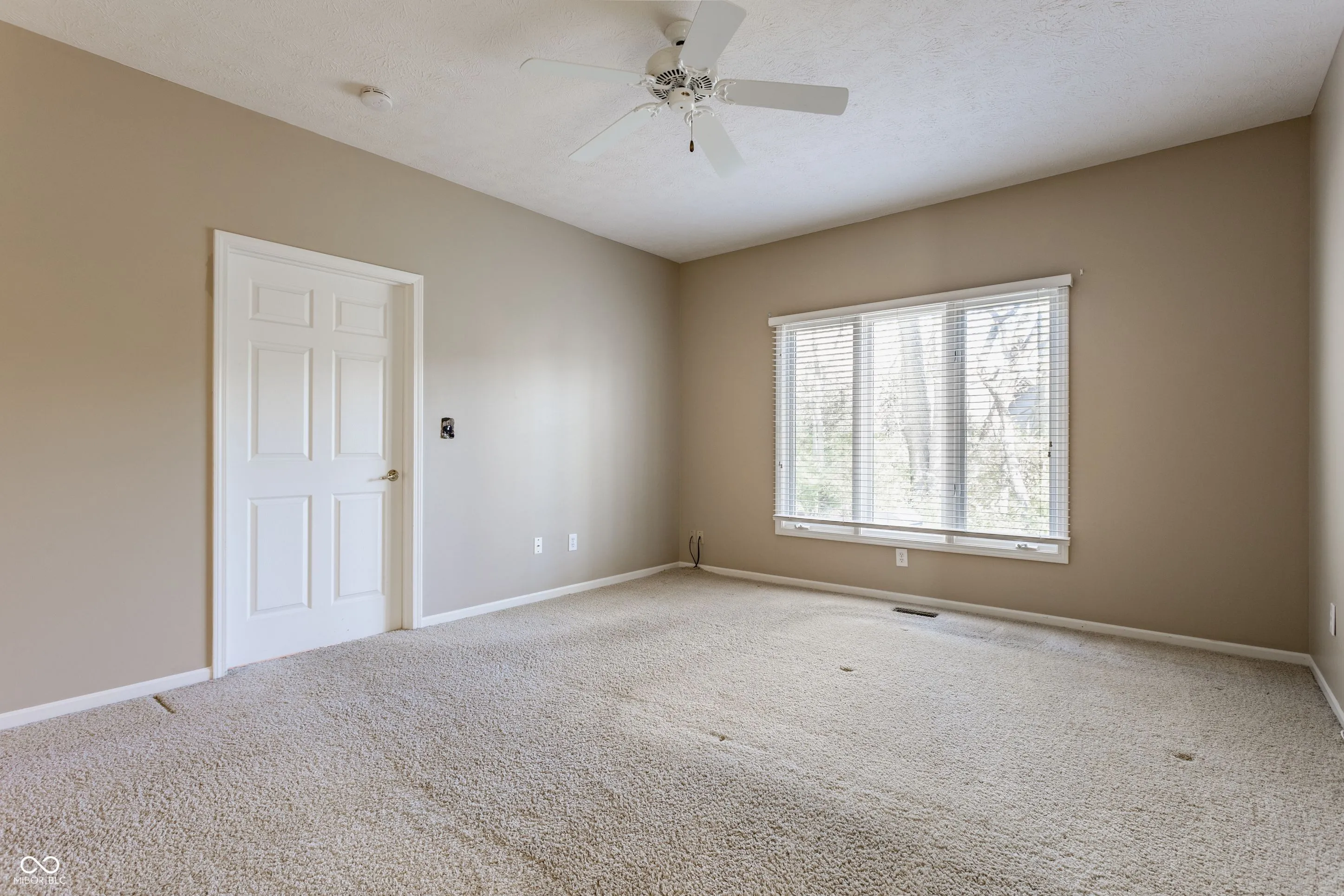 Indianapolis, Indiana 46256, United States, 3 Bedrooms Bedrooms, ,3 BathroomsBathrooms,Residential,Active,239002