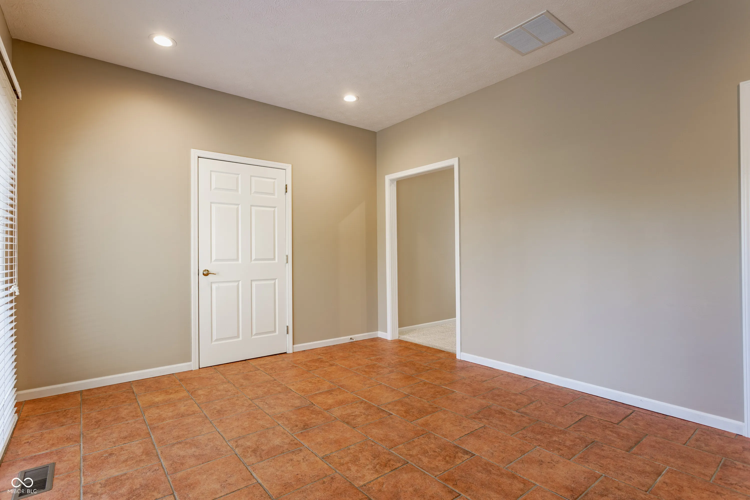 Indianapolis, Indiana 46256, United States, 3 Bedrooms Bedrooms, ,3 BathroomsBathrooms,Residential,Active,239002