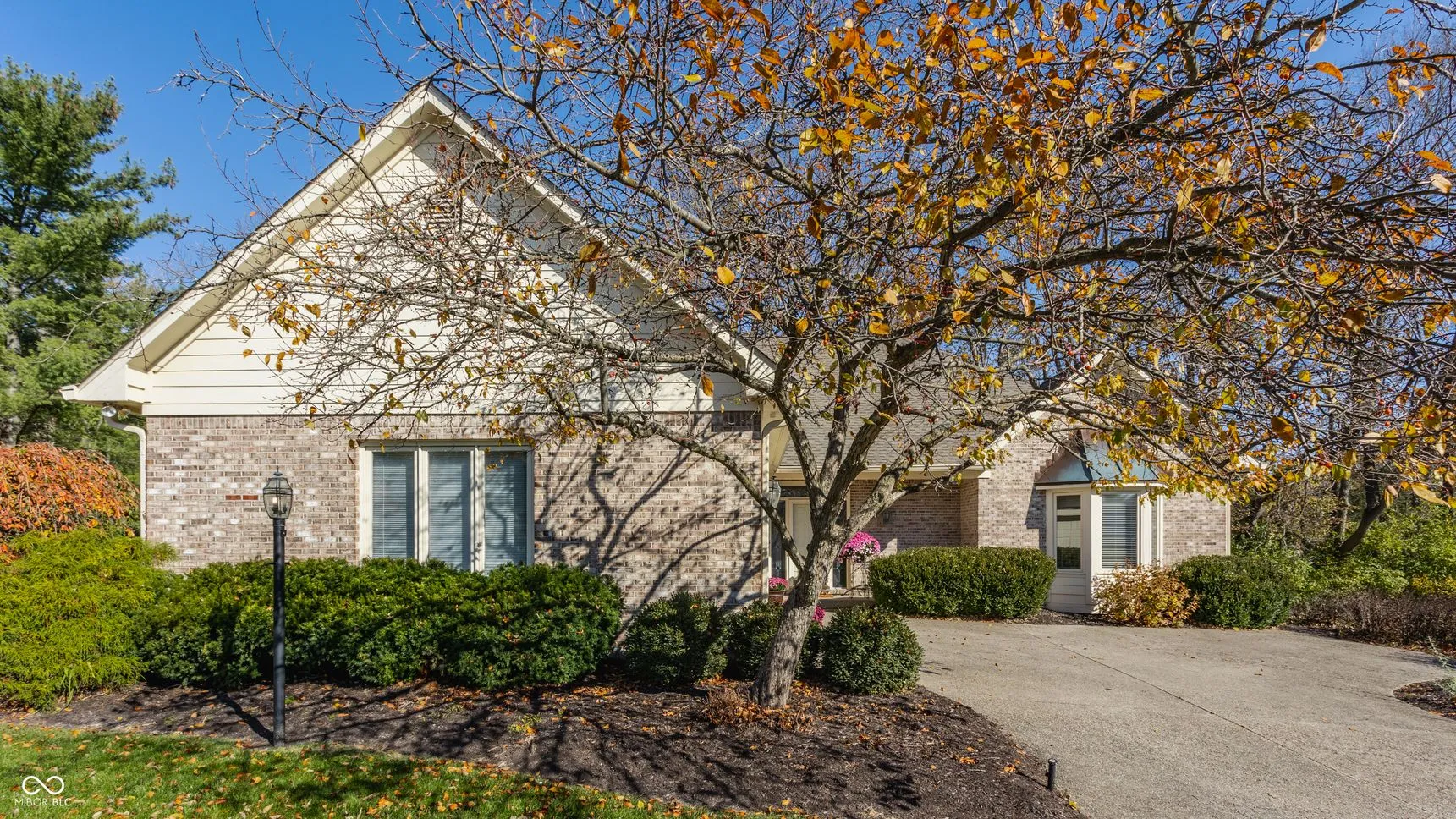 Indianapolis, Indiana 46256, United States, 3 Bedrooms Bedrooms, ,3 BathroomsBathrooms,Residential,Active,239002