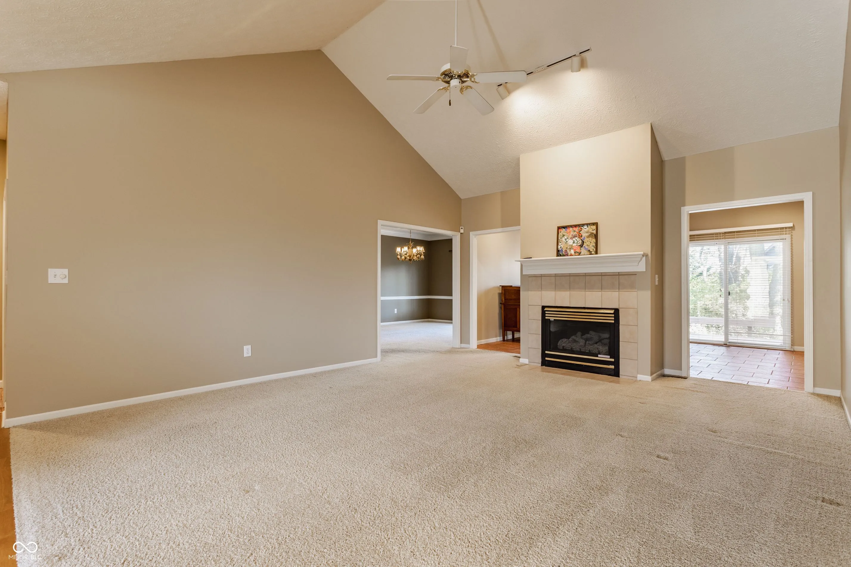 Indianapolis, Indiana 46256, United States, 3 Bedrooms Bedrooms, ,3 BathroomsBathrooms,Residential,Active,239002