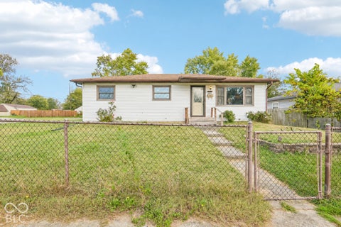 Photo of 4602 E Naomi Street, Indianapolis, IN 46203 (MLS # 22131355)