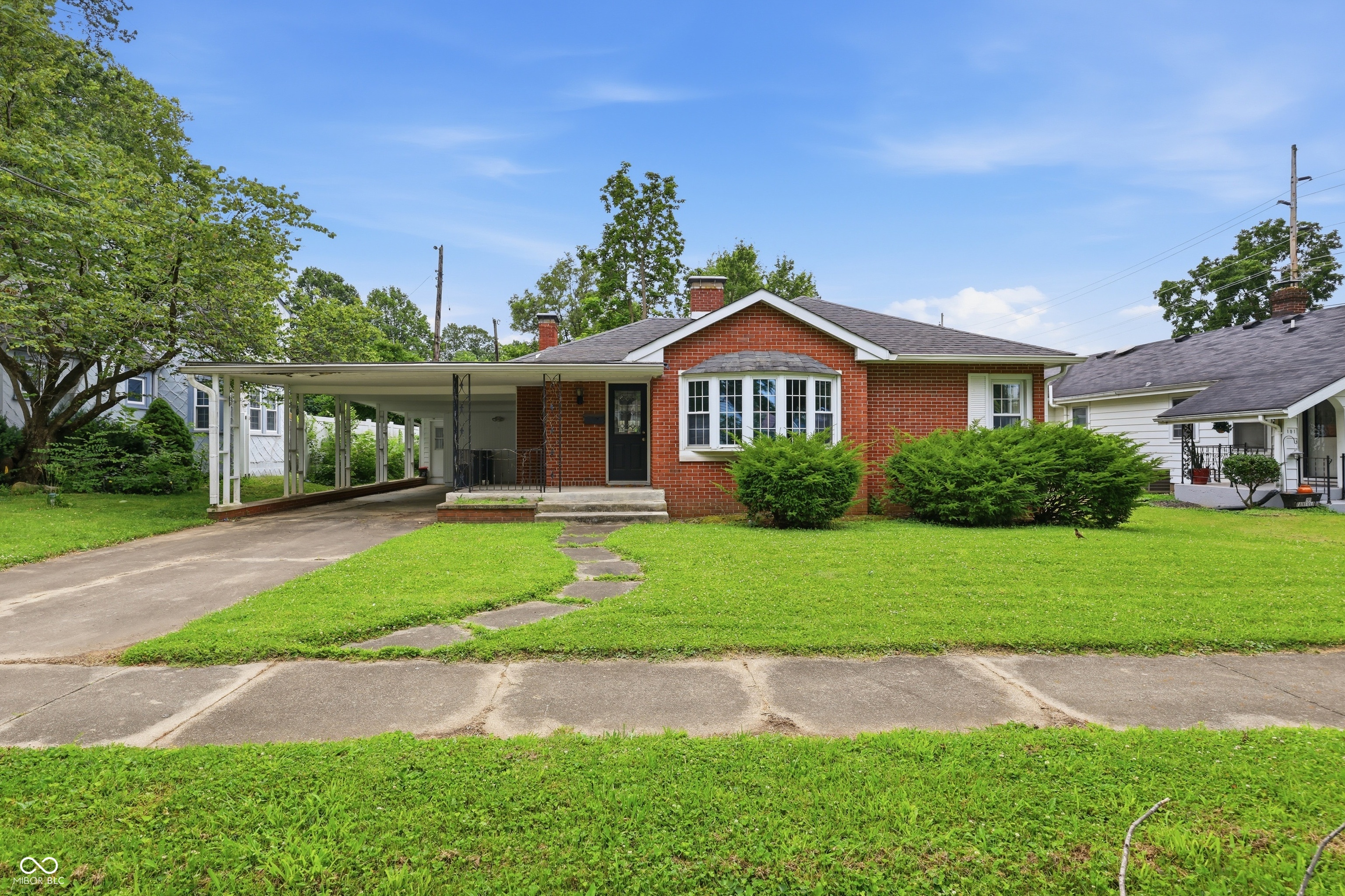 Photo 1 of 31 — 111 Fairfield Drive, Shelbyville, IN 46176