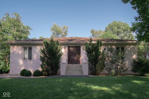 Photo of 11833 Westwood Drive, Carmel, IN 46033 (MLS # 22122092)