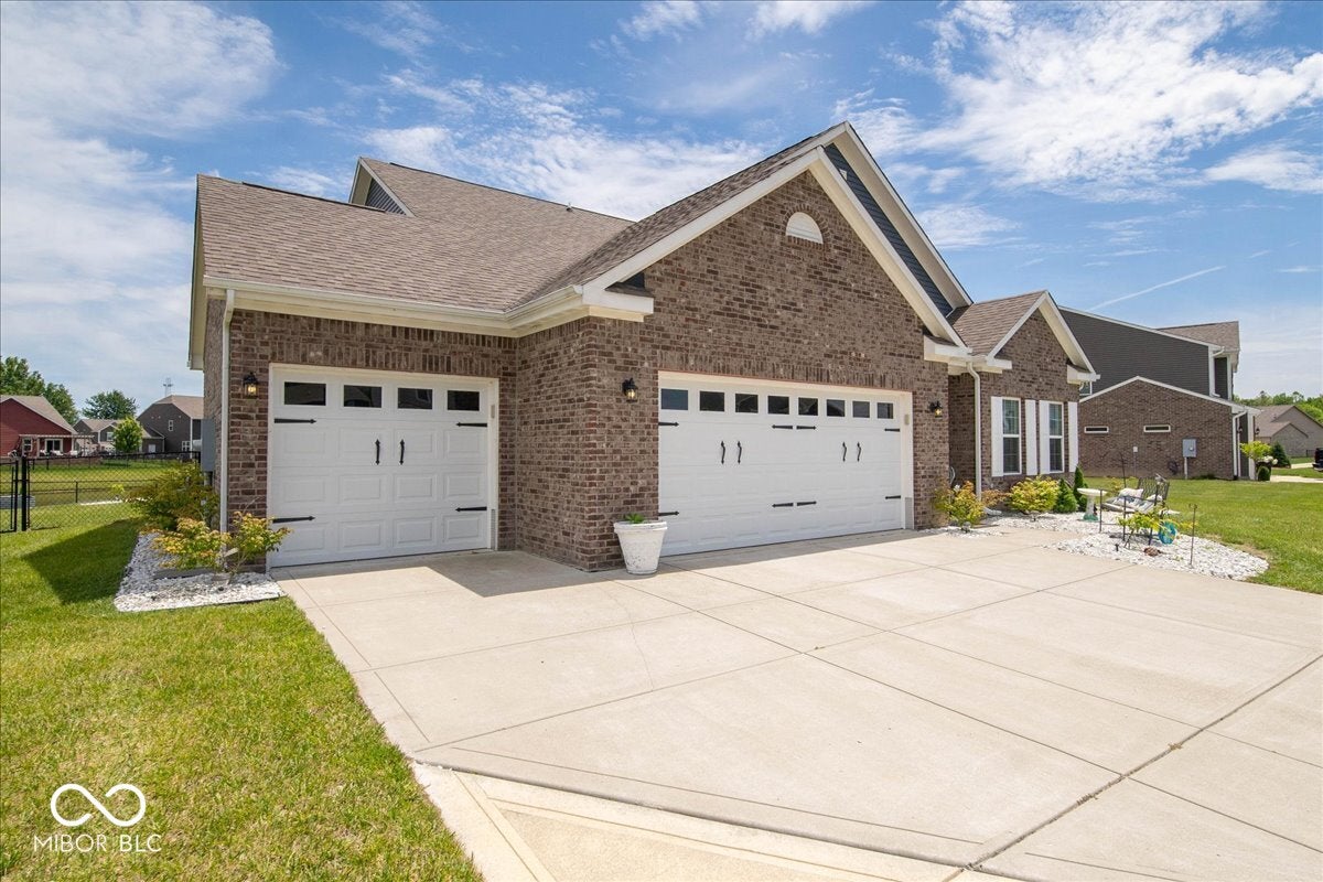 129 Larimar Way